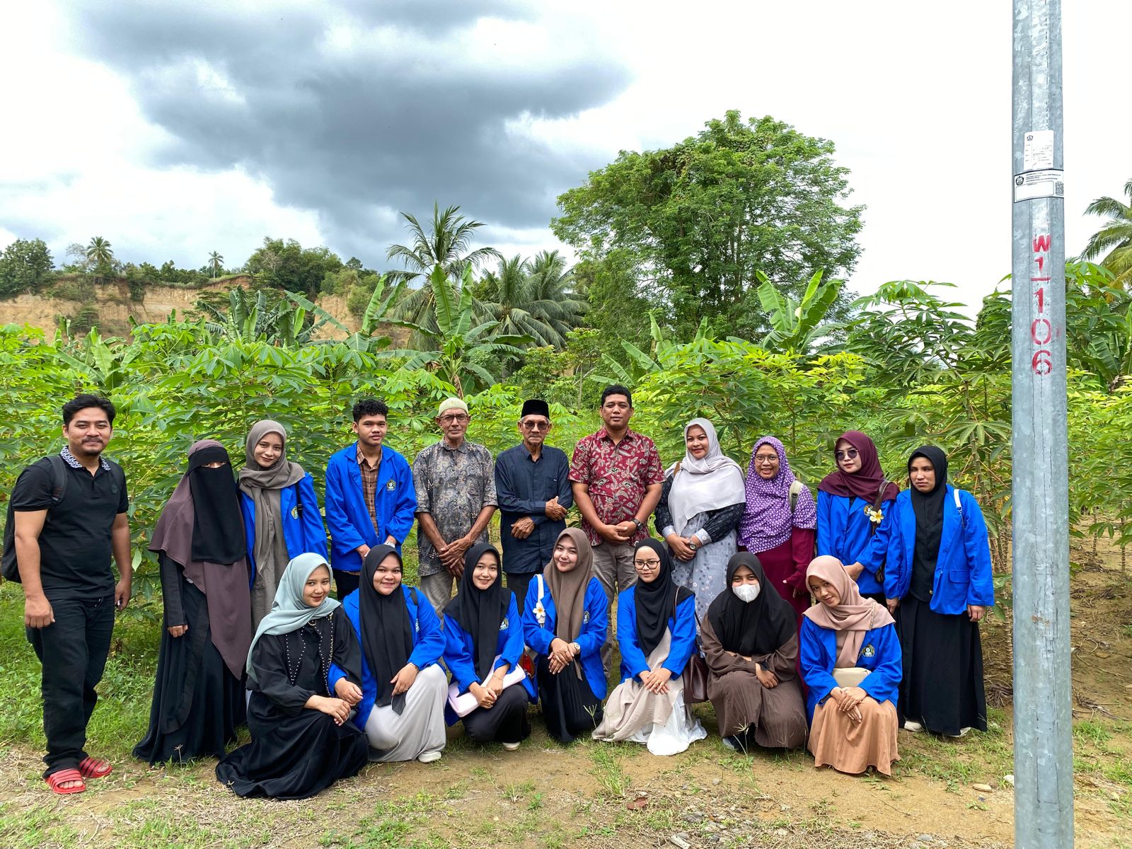 Himpunan Mahasiswa PKH UMMAH Gelar Praktik Masjid Inklusi di Masjid Taqwa Peusangan