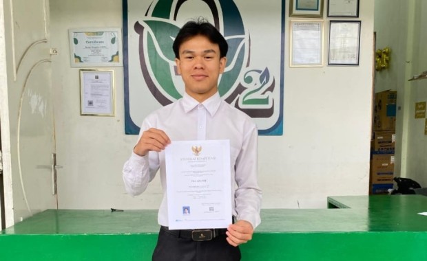 Mahasiswa PBI UMMAH Lulus Program Internship Perhotelan di Malaysia