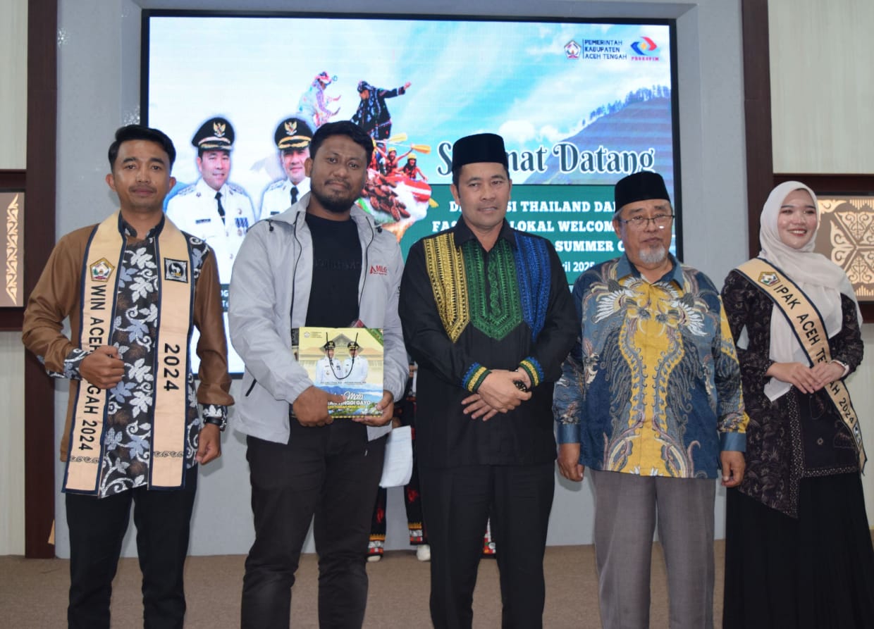 UMMAH Selenggarakan English Summer Camp Internasional, Libatkan 19 Pelajar Thailand