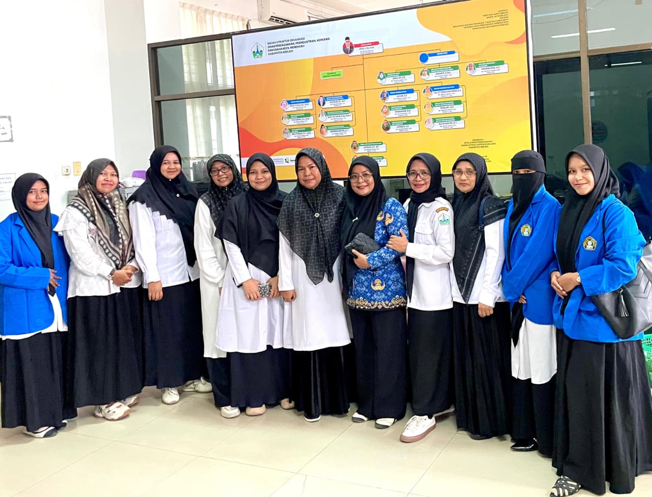 Mahasiswa Kesmas UMMAH Ikut Sukseskan Cek Kesehatan Gratis