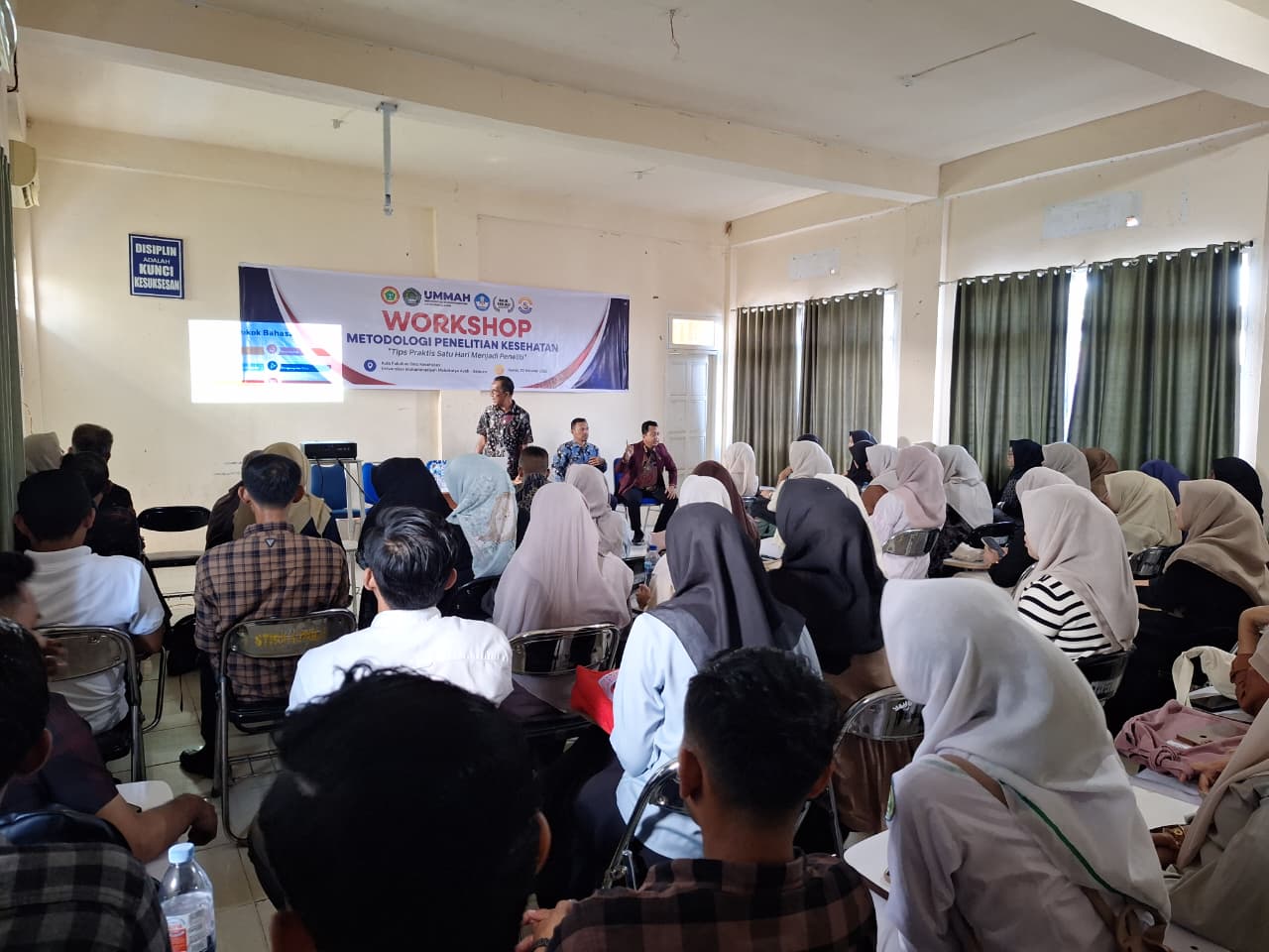S1 Keperawatan UMMAH Tingkatkan Pemahaman Mahasiswa dalam Pengolahan Data Penelitian Kesehatan