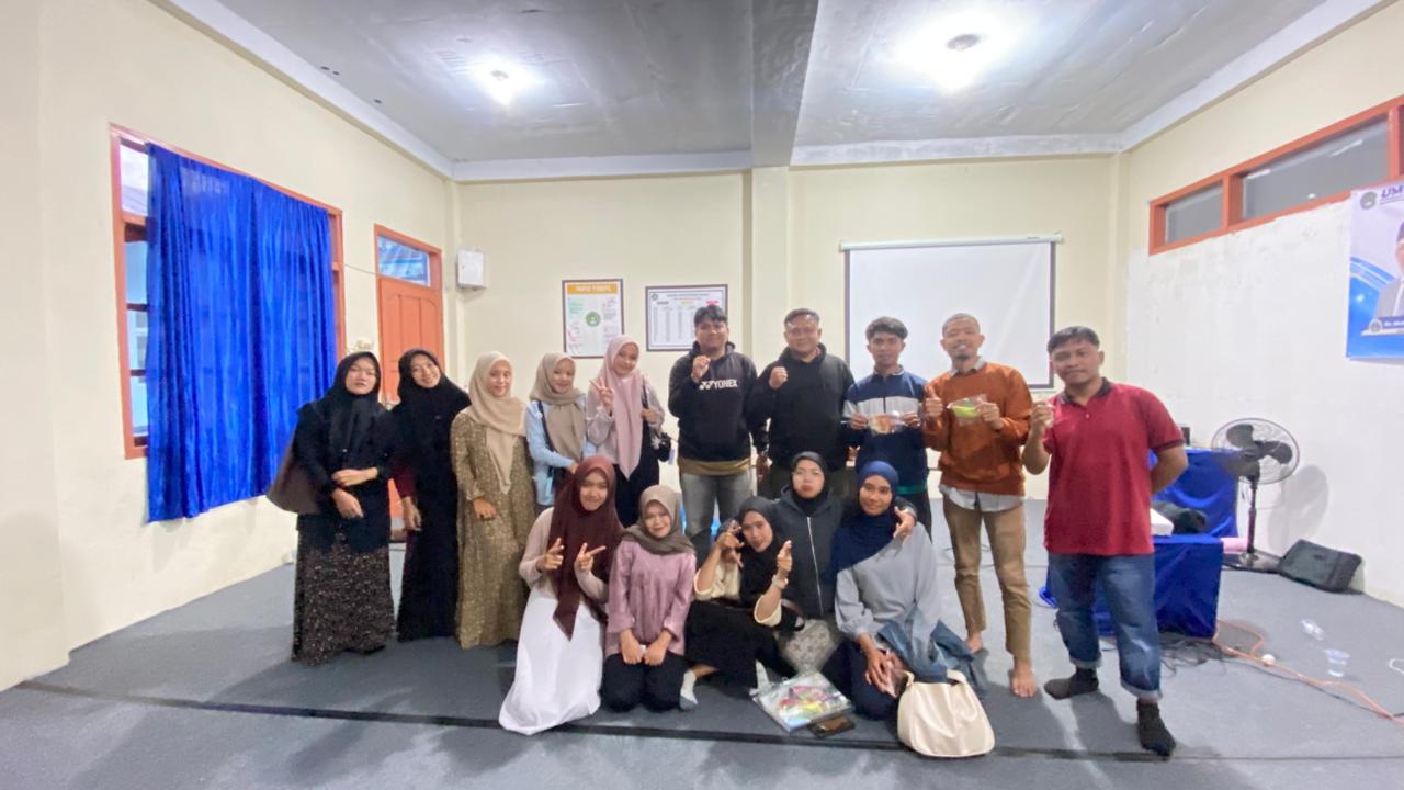 Hima PPKn UMMAH Gelar Nobar Film G30S/PKI