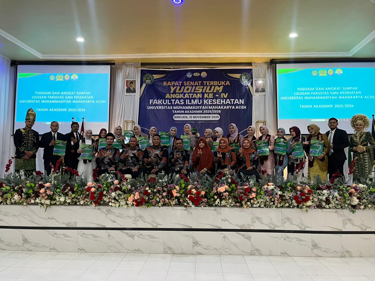 Fakultas Ilmu Kesehatan UMMAH Luluskan 33 Mahasiswa pada Yudisium Angkatan IV