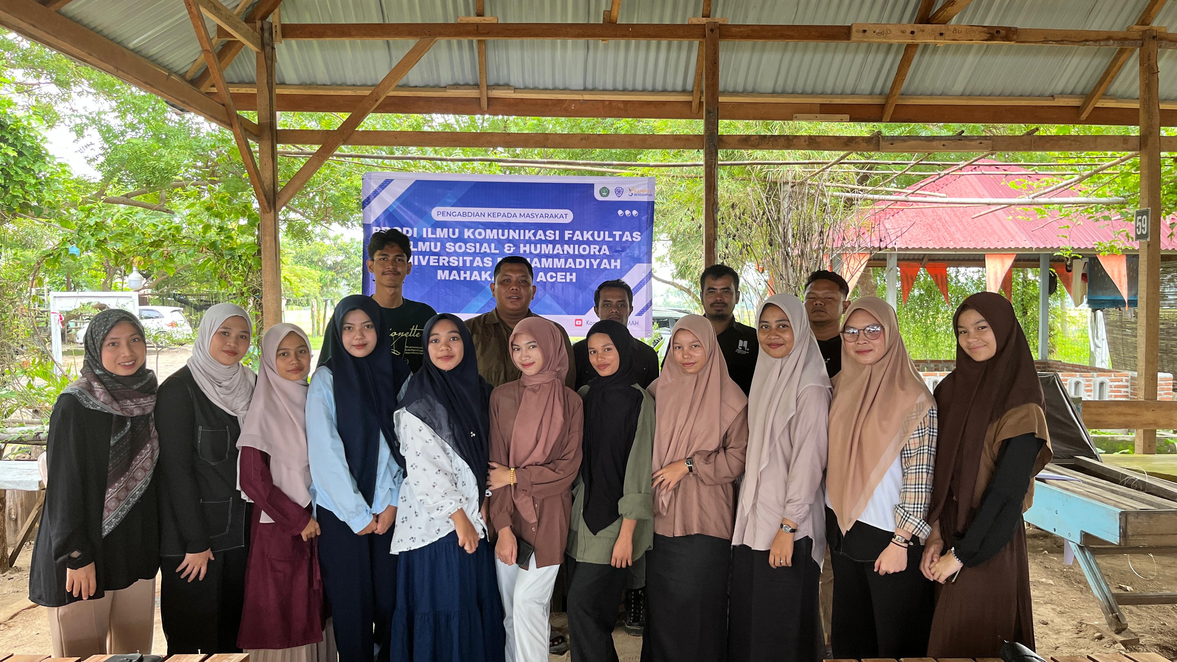 Mahasiswa Komunikasi UMMAH Gelar Silaturahmi dan Pengabdian Bertema Kehumasan
