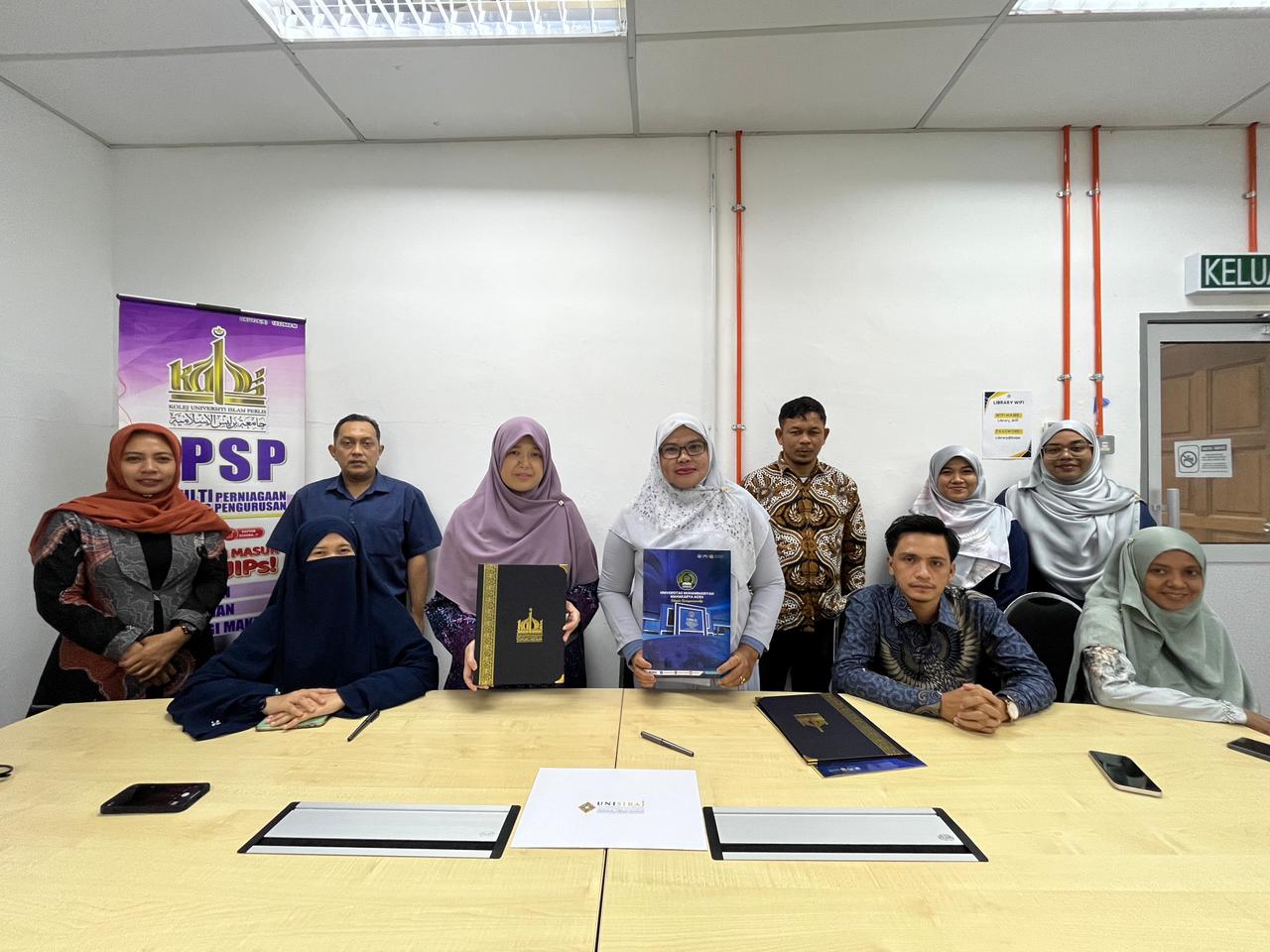 FIKTI UMMAH Jalin Kerjasama Internasional dengan UNISIRAJ Malaysia