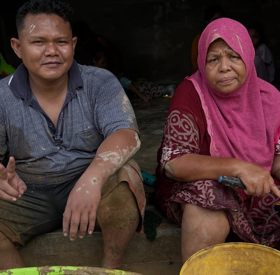 Dosen UMMAH Turun Langsung Jadi Relawan Banjir di Aceh Timur, Salurkan Bantuan ke Warga Rentan